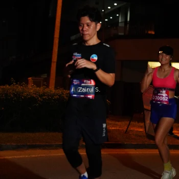 Runner Photo 3700839