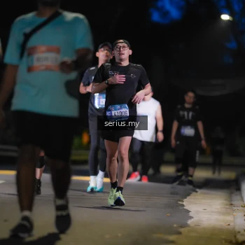 Runner Photo 3700842