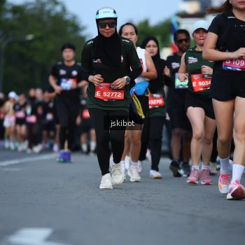 Runner Photo 3700848
