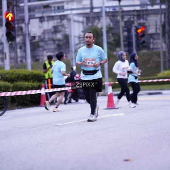 Runner Photo 3700851
