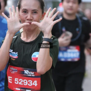 Runner Photo 3700872