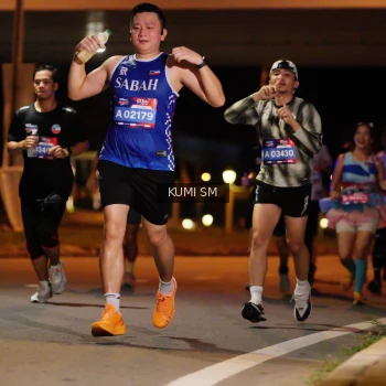 Runner Photo 3700886