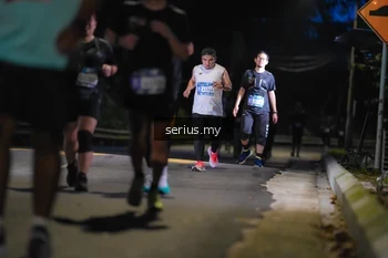 Runner Photo 3700887