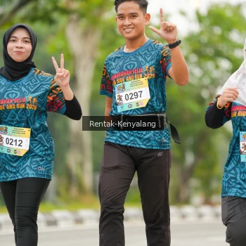 Runner Photo 3700898