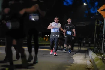 Runner Photo 3700941
