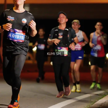 Runner Photo 3700957