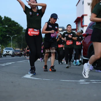 Runner Photo 3700959