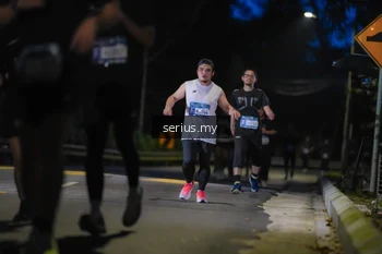Runner Photo 3700977