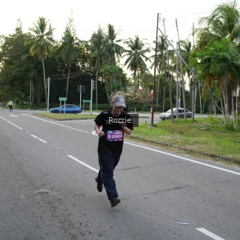 Runner Photo 3700993