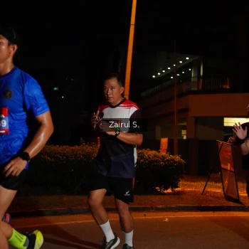 Runner Photo 3701006
