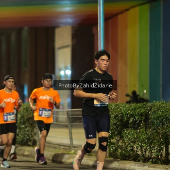 Runner Photo 3701011