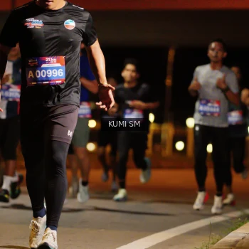 Runner Photo 3701022
