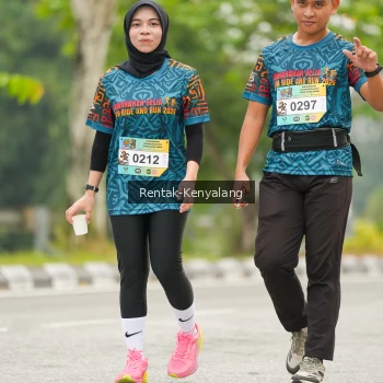 Runner Photo 3701024