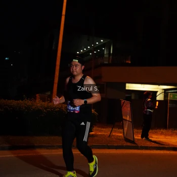 Runner Photo 3701060
