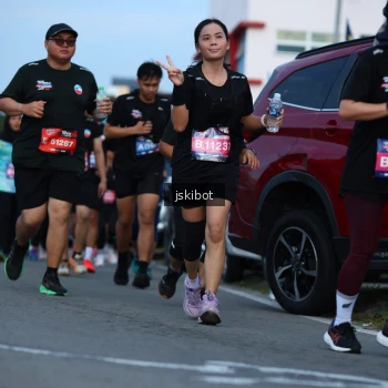 Runner Photo 3701061
