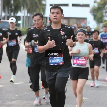 Runner Photo 3701074