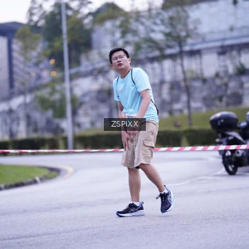 Runner Photo 3701084