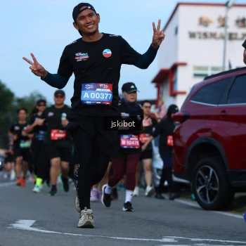 Runner Photo 3701099