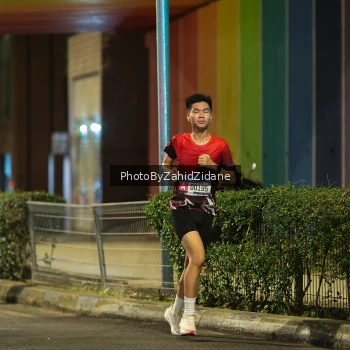 Runner Photo 3701100