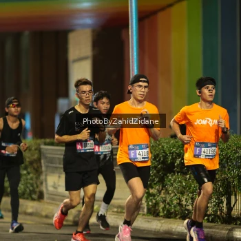 Runner Photo 3701119