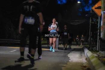 Runner Photo 3701121