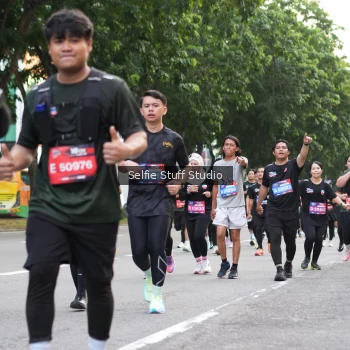 Runner Photo 3701134