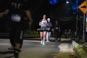 Runner Photo 3701136