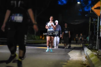 Runner Photo 3701143