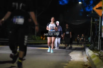 Runner Photo 3701151