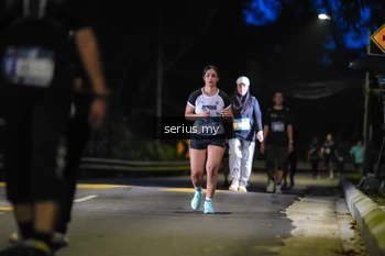 Runner Photo 3701159