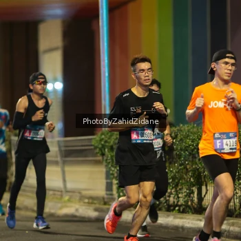 Runner Photo 3701161