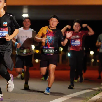 Runner Photo 3701171