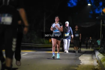 Runner Photo 3701173