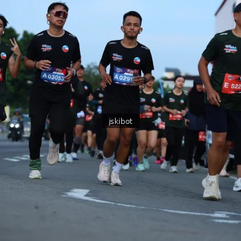 Runner Photo 3701177