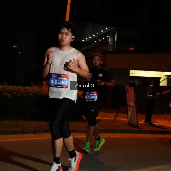 Runner Photo 3701179