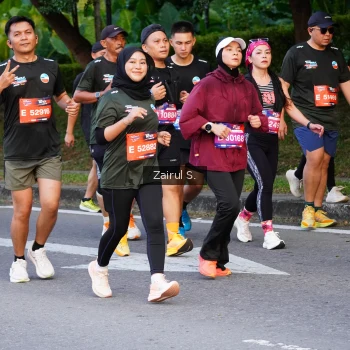 Runner Photo 3701196