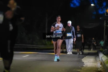 Runner Photo 3701216