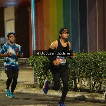Runner Photo 3701245