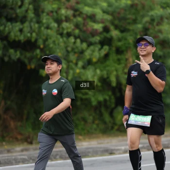 Runner Photo 3701255