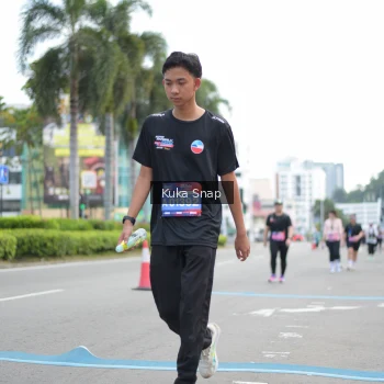 Runner Photo 3701268