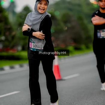 Runner Photo 3701271