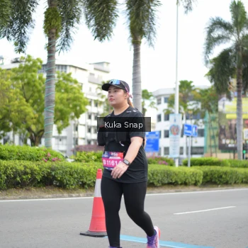 Runner Photo 3701273