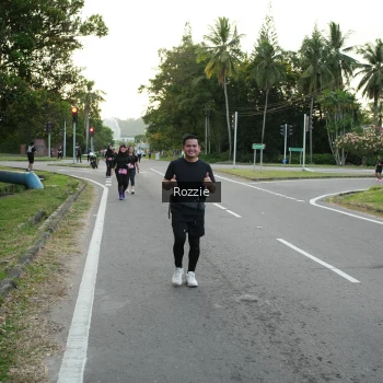 Runner Photo 3701284