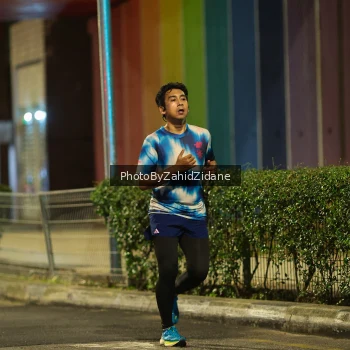 Runner Photo 3701291
