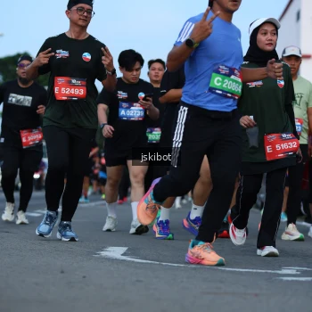 Runner Photo 3701311