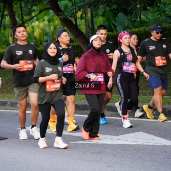 Runner Photo 3701317