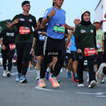 Runner Photo 3701326