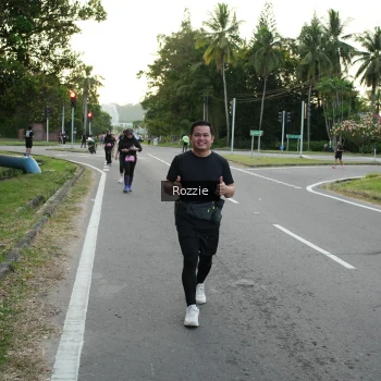 Runner Photo 3701327