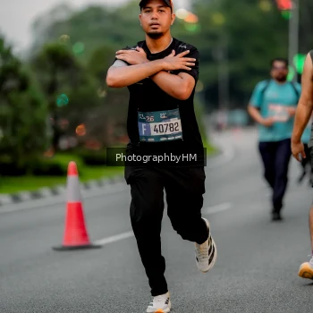 Runner Photo 3701329