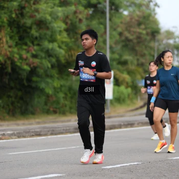 Runner Photo 3701356